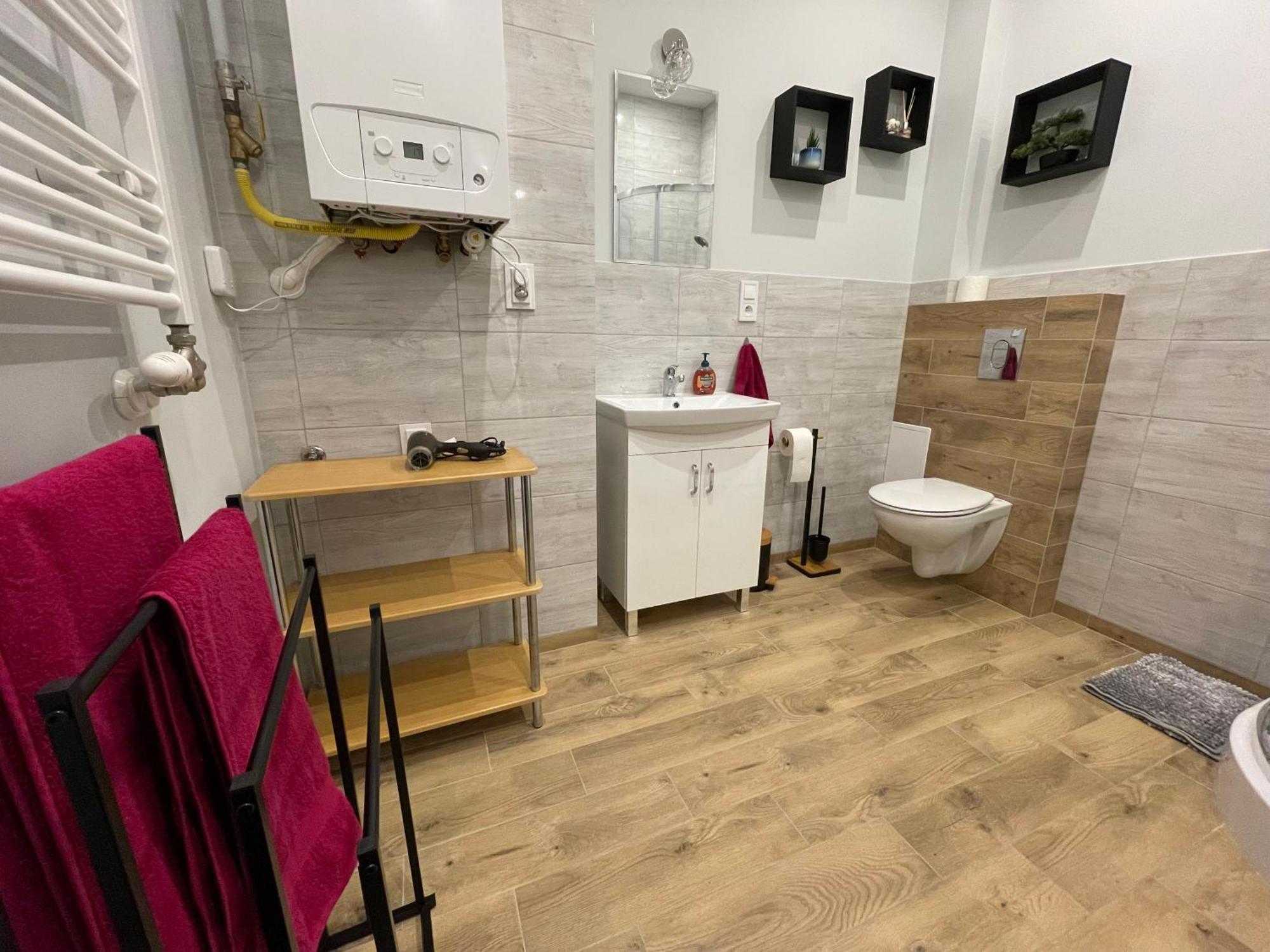 Apartamenty Przy Starym Miescie เชสโตฮอวา ภายนอก รูปภาพ